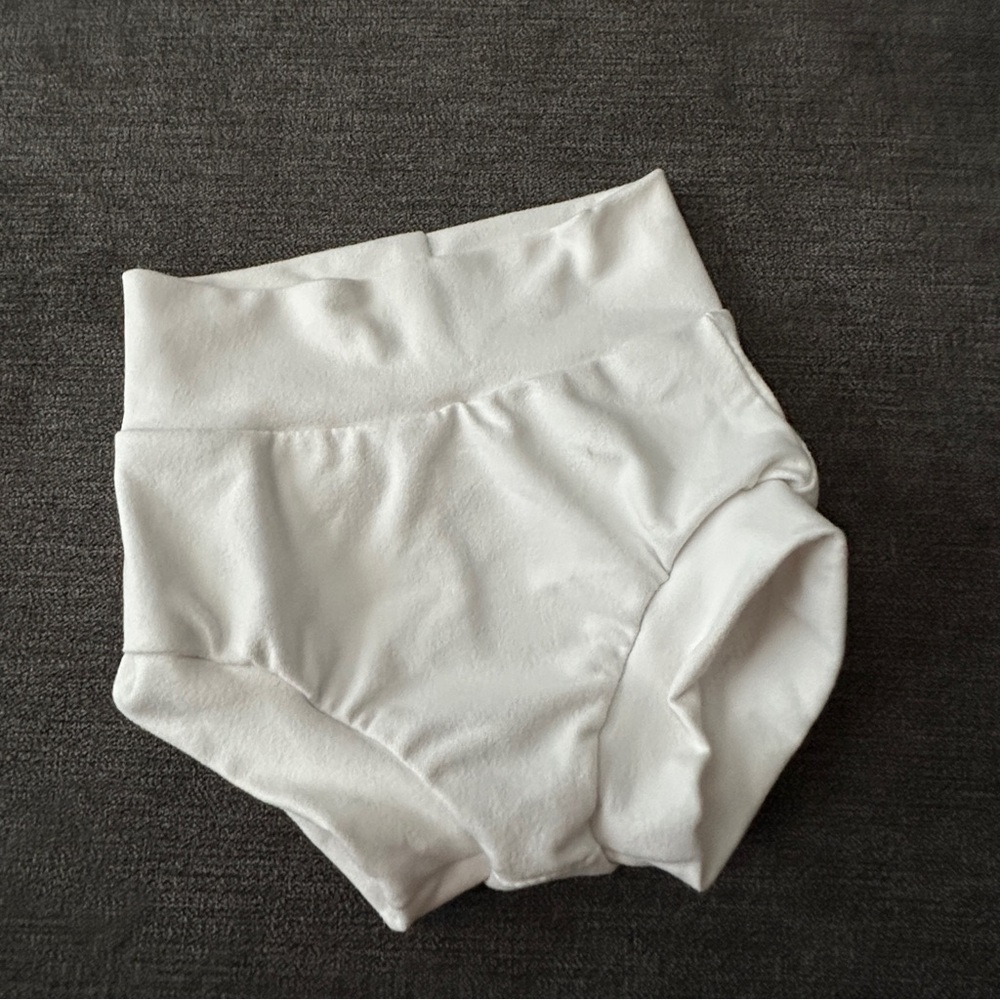 FBC Small Shop Custom Newborn girl Bummies